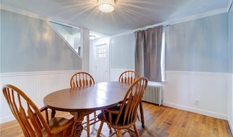 2540 W Shore Rd, Warwick, RI 02889