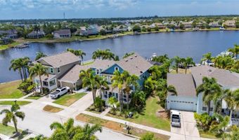 5216 POINT HARBOR Ln, Apollo Beach, FL 33572