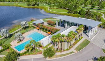 6331 VOYAGERS Pl, Apollo Beach, FL 33572