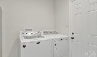 2205 Iowa St, Savannah, GA 31404