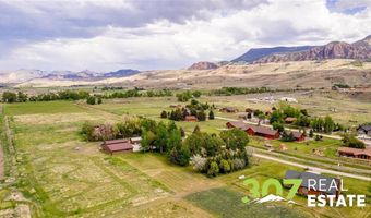 9 Falcon Dr, Cody, WY 82414
