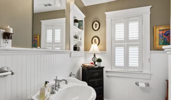 417 S MAIN St, Berlin, MD 21811