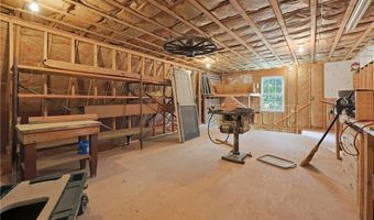 200 Waterman Lake Dr, Glocester, RI 02814