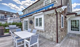 228 Bonnet Point Rd, Narragansett, RI 02882