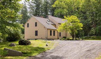 71 Phillips Ln, Glocester, RI 02814