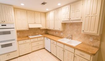 14816 Sopras Cir, Addison, TX 75001