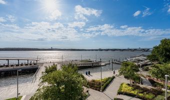 310 STRAND St 304, Alexandria, VA 22314