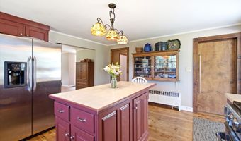 45 Sunset Hill Rd, Bradford, NH 03221