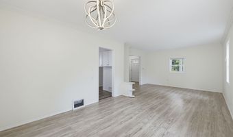 53 Prospect St, Bloomfield, CT 06002