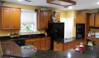504 Benjamin St, Sulphur Springs, TX 75482