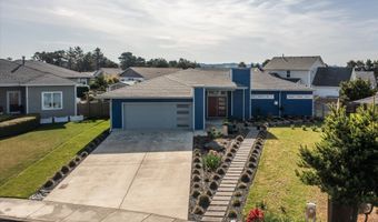 2638 CEDAR LOOP Dr, Bandon, OR 97411