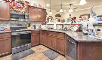 200 Honeysuckle St, Alma, AR 72921