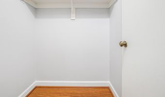 5904 MOUNT EAGLE Dr 718, Alexandria, VA 22303