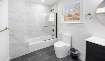 107 S Albion Pl, Atlantic City, NJ 08401