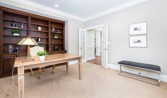 35 Foothills Dr, Avon, CT 06001