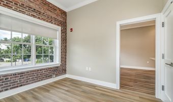 1077 Post Rd 2, Darien, CT 06820