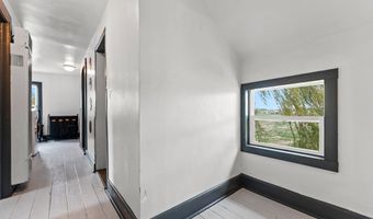 1215 Navarino St, Algoma, WI 54201
