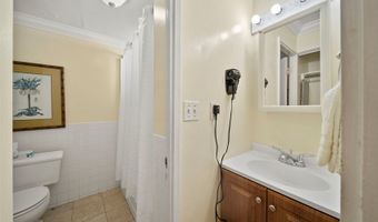 134 Kapahulu Ave 822, Honolulu, HI 96815