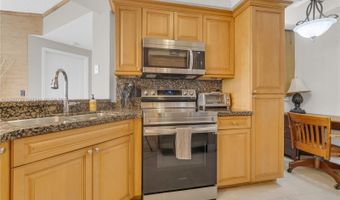 3235 NE 184th St 11103, Aventura, FL 33160