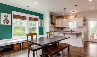 3135 Dana Ln, Aberdeen, NC 28315