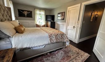 305 Weeks St, Bennington, VT 05201