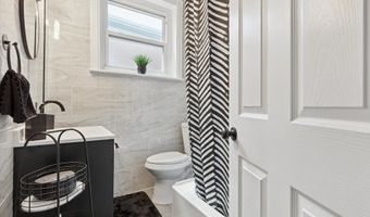 3804 MANAYUNK Ave, Philadelphia, PA 19128