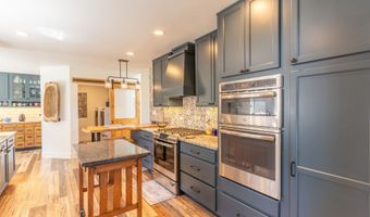77 Golf Ter, Bigfork, MT 59911