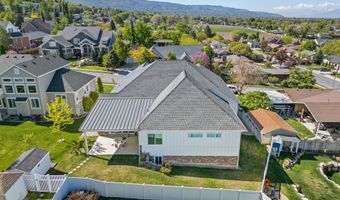 735 E 850 S, Centerville, UT 84014