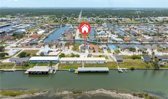 1074 S Bay St, Aransas Pass, TX 78336