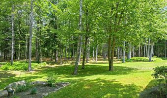 31 Pheasant Run Rd, Belgrade, ME 04917