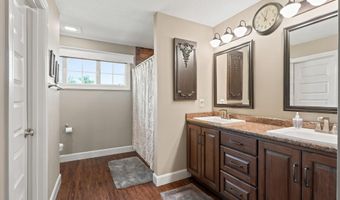 18736 Roselle Cv, Auburn, IN 46706