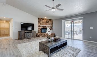 19783 Lara Ln, Apple Valley, CA 92308