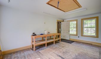 2 Hill Rd, Chatham, NH 03813
