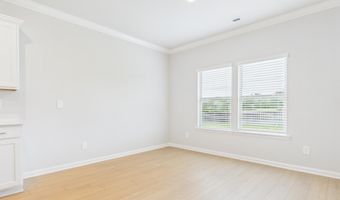 18072 Longleaf Dr, Athens, AL 35611