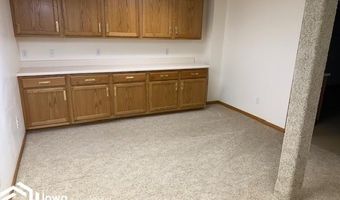 120 S Roan St, Algona, IA 50511