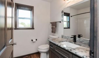 6478 MAIN St, Abrams, WI 54101