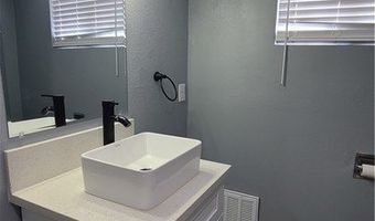 3240 N Michael Way 3, Las Vegas, NV 89108
