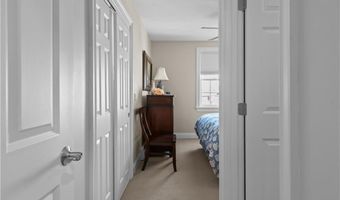 30 Brewer St 3, Newport, RI 02840