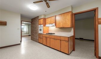 2336 Hayden Ave, Altoona, WI 54720