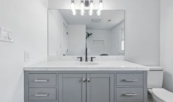 1011 ROBIN Dr, Anderson, IN 46013