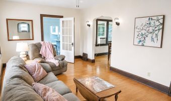 1210 W PACKARD St, Appleton, WI 54914