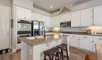26112 Crescendo Dr, Escondido, CA 92026