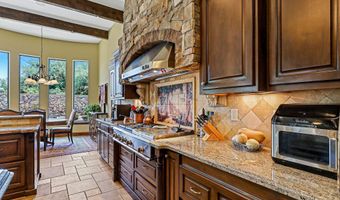417 Willow Glen Dr, El Paso, TX 79922