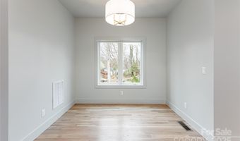 30 Fern St, Asheville, NC 28803