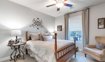 4768 N Prestwick Ave, Bel Aire, KS 67226