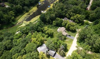 8 A285 Madison Ct, Apple River, IL 61001