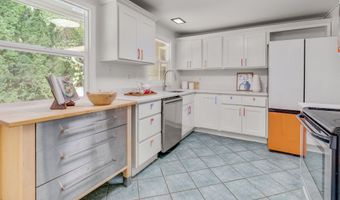6885 SW PRINCESS Ave, Beaverton, OR 97008