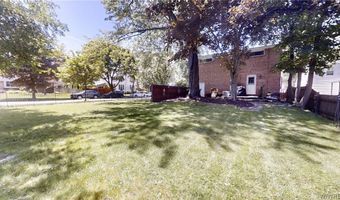 293 Burroughs Dr, Amherst, NY 14226
