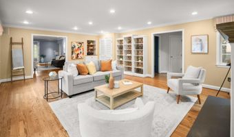 5714 HUNTINGTON Pkwy, Bethesda, MD 20814