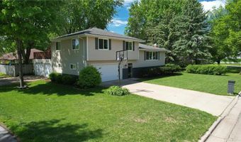 1715 Gateway Dr, Albert Lea, MN 56007
